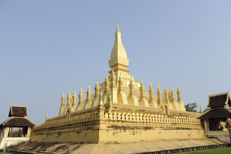 Gold-chedi