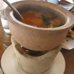Лучшие блюда тайской кухни. Том Ям с курицей (острый суп с курицей).